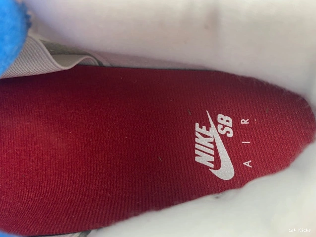 1st Kicks Jordan Retro DR5415-104 4 SB 0716
